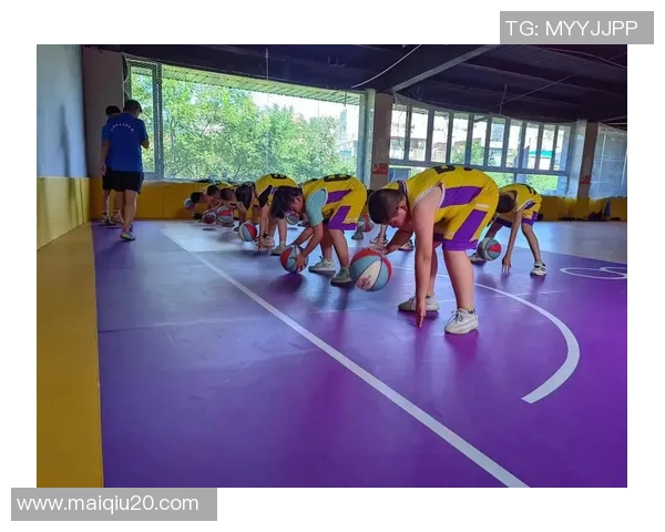 体育实时数据杨秀英深度解析篮球技巧与心态分享助你提升球技的独特见解